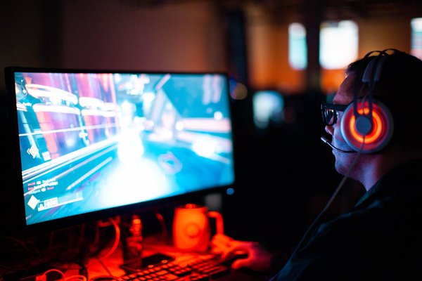7 Jeux de rôle de vente efficaces pour former votre équipe