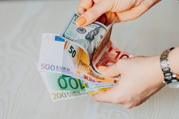 Quelles sont les taxes attribuées aux jeux d'argent ?